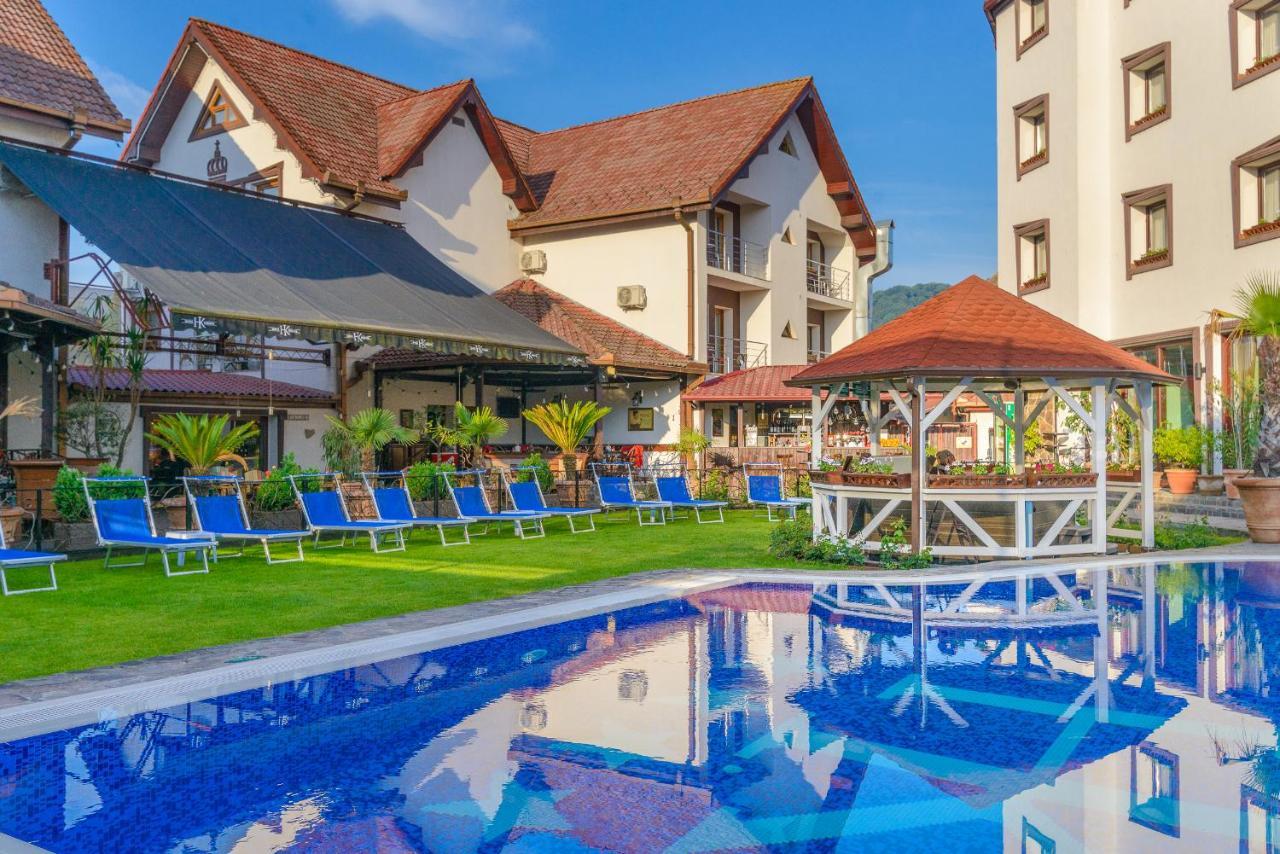 Hotel Korona Сигишоара Экстерьер фото