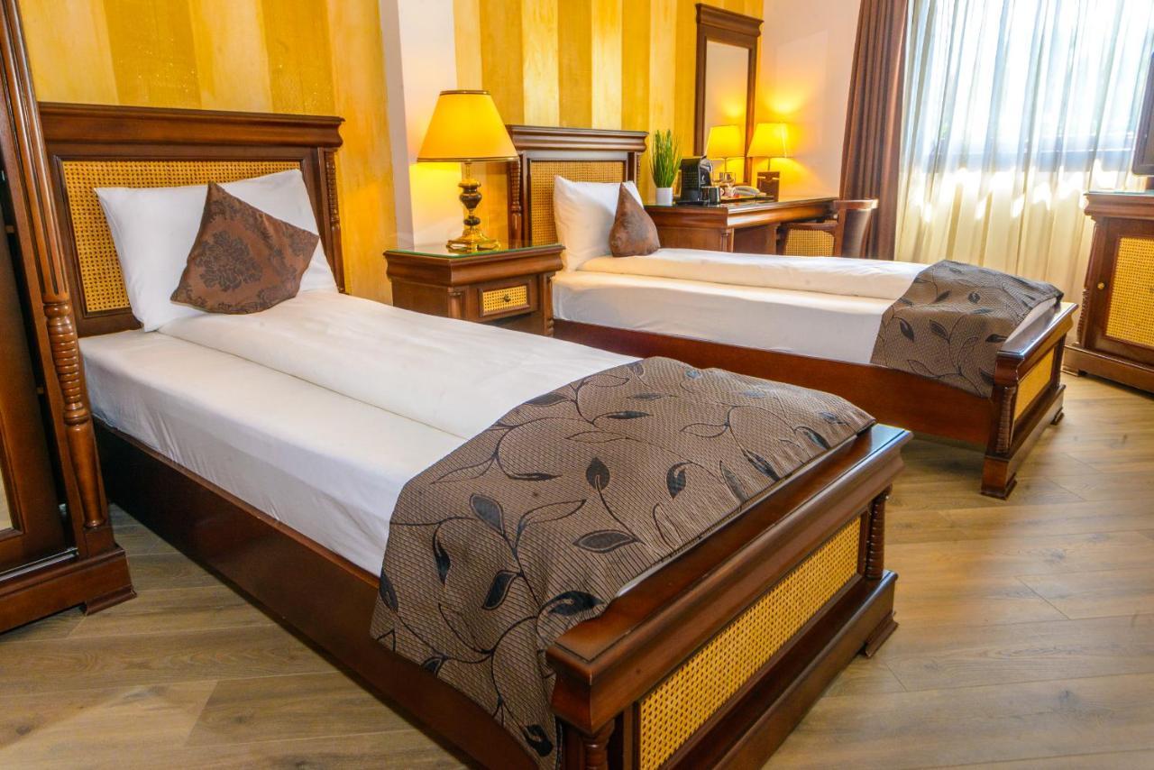 Hotel Korona Сигишоара Экстерьер фото