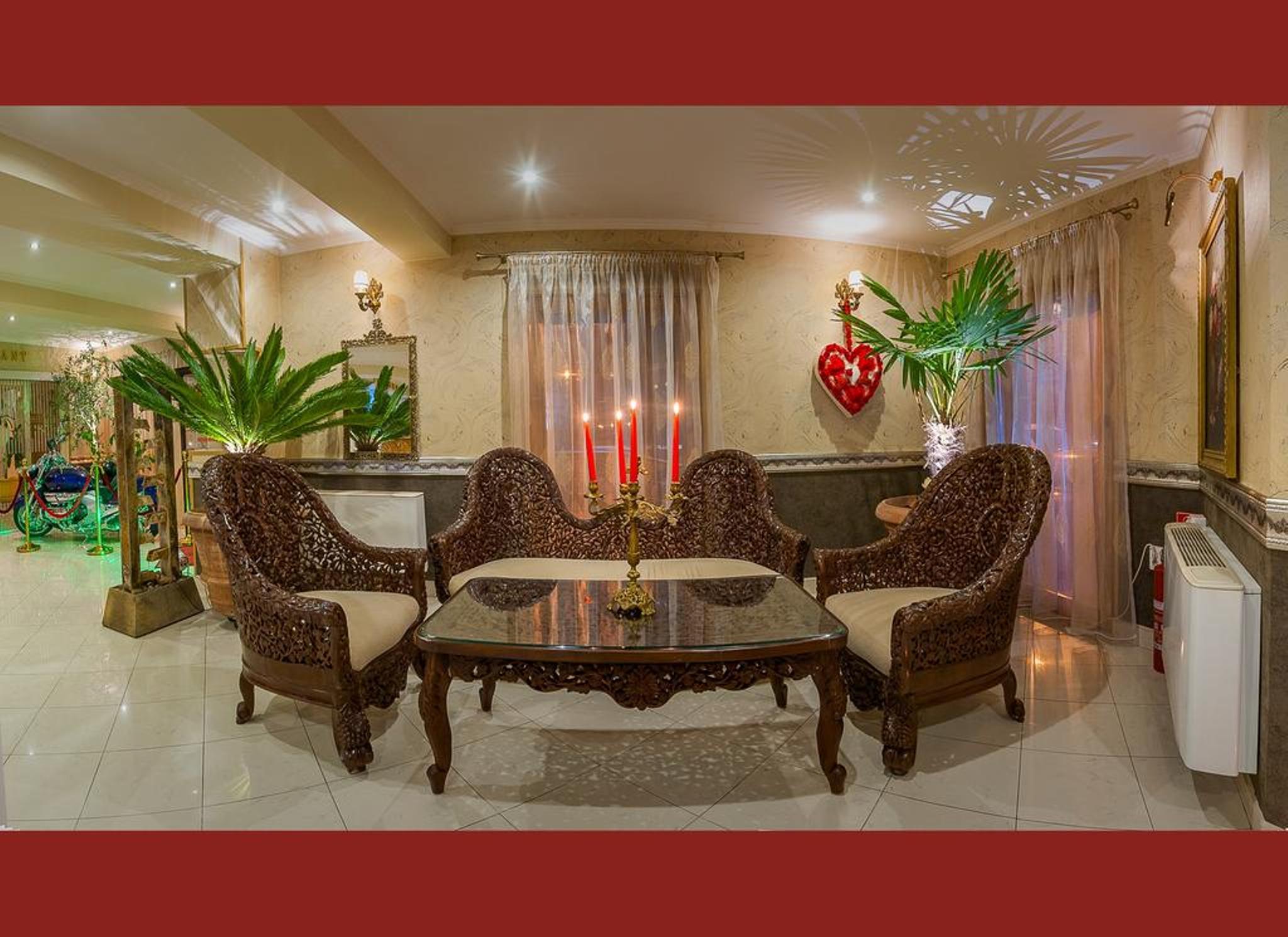 Hotel Korona Сигишоара Экстерьер фото
