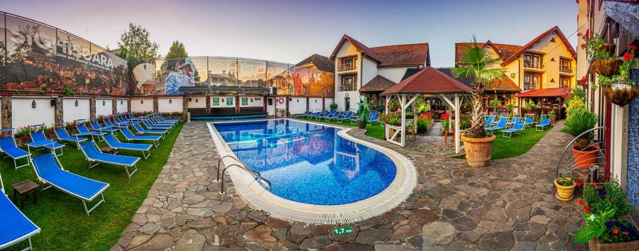 Hotel Korona Сигишоара Экстерьер фото